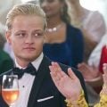 Filho da princesa herdeira da Noruega é condenado a 4 anos de prisão por estupro