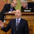 Ucrânia acusa Rússia de envolvimento no assassinato do ex-presidente do Parlamento