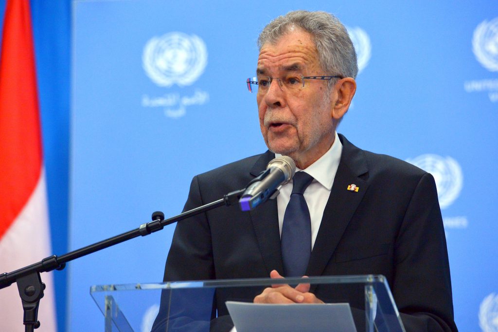 Presidente da Áustria cancela ida à COP30 devido aos custos