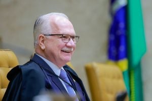 Fachin é eleito novo presidente do STF; Moraes é o vice