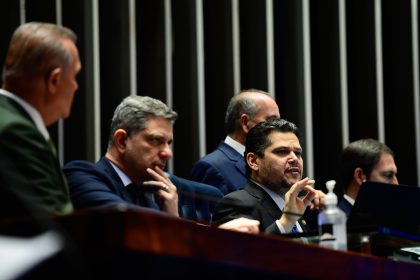 Senado pode votar nesta terça a MP que institui bônus para servidores do INSS