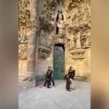 Ativistas jogam tinta na fachada da Sagrada Família em Barcelona