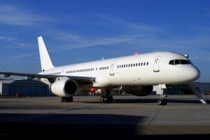 Parlamentares acionam ministérios sobre pouso de avião usado em 'missões especiais' dos EUA; entenda