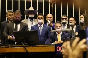 Deputado do PT pede a cassação de bolsonaristas que ocupam o plenário da Câmara