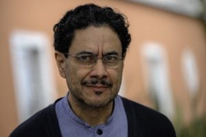 Colômbia: Senador de esquerda denuncia ameaças de morte após condenação do ex-presidente Uribe