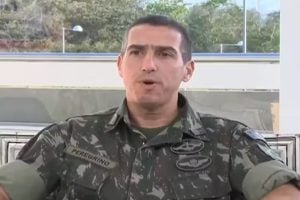 Bolsonaro queria se manter no poder mesmo após derrota, apontam mensagens de assessor de Braga Netto