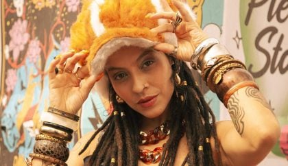 Marina Peralta transita entre influências do reggae, letras engajadas e amor próprio