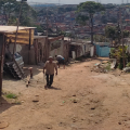 Mais que a moradia: a luta pelo direito de habitar a cidade