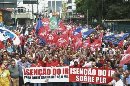 Descruze os braços