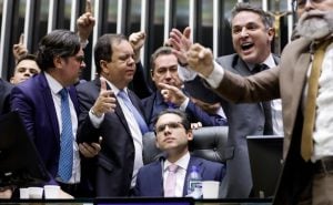 PEC do fim do foro privilegiado: o que diz o projeto que se tornou a nova obsessão do bolsonarismo