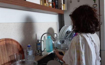 Unicef: Trabalho doméstico de meninas adolescentes é quase o dobro do de meninos na América Latina