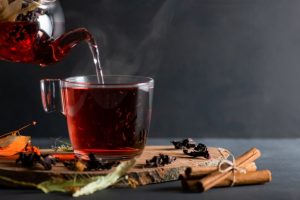 5 chás termogênicos para ajudar a perder peso no inverno