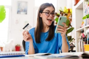 Contatos inteligentes ajudam empresas a vender mais em datas comemorativas