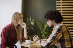 7 maneiras de apoiar uma pessoa com Síndrome de Tourette