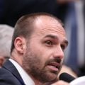 Eduardo se diz sucessor de Bolsonaro e minimiza possível candidatura de Tarcísio: ‘Base espera outra coisa’