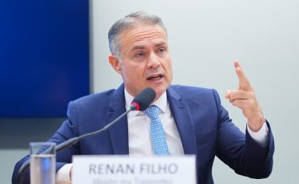 Ministro dos Transportes volta a defender o fim da exigência de autoescola para obtenção de CNH