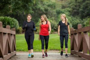 5 dicas para desinchar o corpo de forma prática