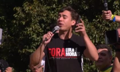 O recado de Moraes a Nikolas Ferreira ao decretar a prisão domiciliar de Bolsonaro
