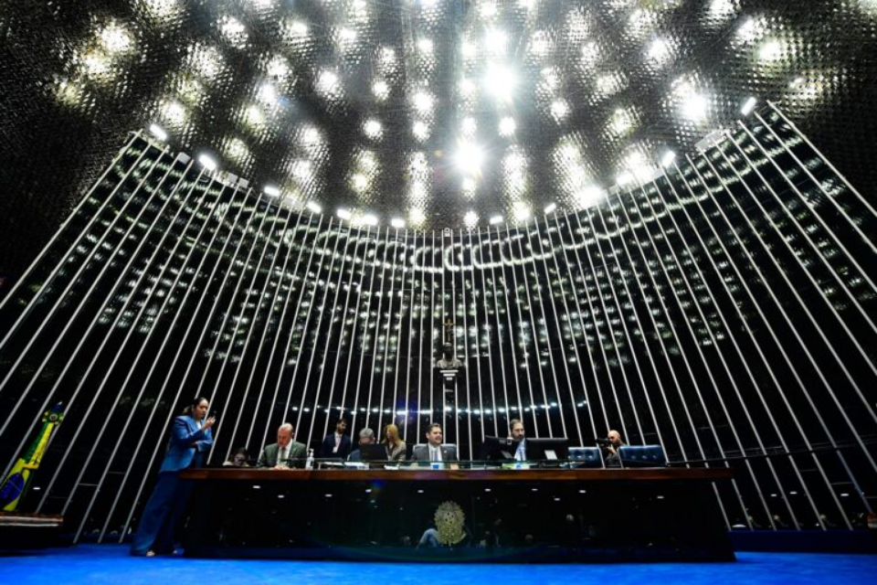 Com bancada conservadora maior, Senado dobra projetos anti-LGBTQIA+ em 7 meses
