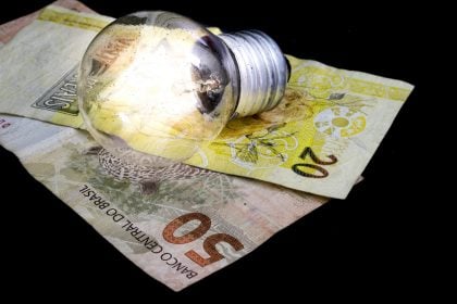 Tarifa Social de Energia Elétrica dispara em interesse online: veja os estados que mais buscaram pelo benefício
