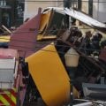 Bondinho de Lisboa descarrila e deixa 17 mortos e 21 feridos