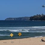 Homem morre em praia de Sydney após ataque de ‘grande tubarão’