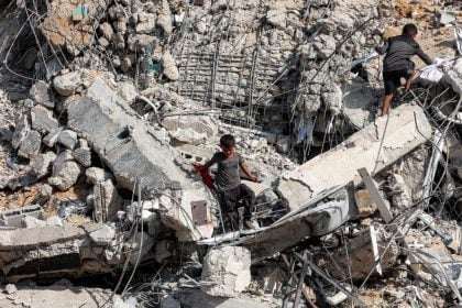 Israel destrói segundo prédio residencial em Gaza em menos de dois dias