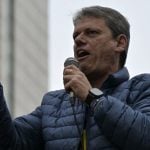 Tarcísio ataca STF, cobra ‘respeito’ aos golpistas e dá ultimato a Hugo Motta por anistia