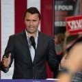 Influenciador de extrema-direita Charlie Kirk é baleado em universidade dos EUA