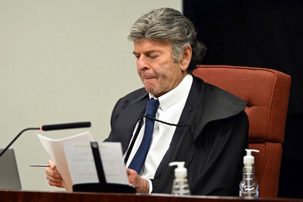 Mais uma derrota de Fux: STF somará penas por golpe e abolição do Estado