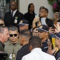 Bolsonaro deixa prisão domiciliar para realizar procedimento médico