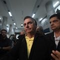 Bolsonaro não tem previsão de alta, diz novo boletim médico
