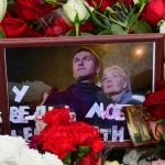 Viúva diz que testes indicam que Navalny foi envenenado