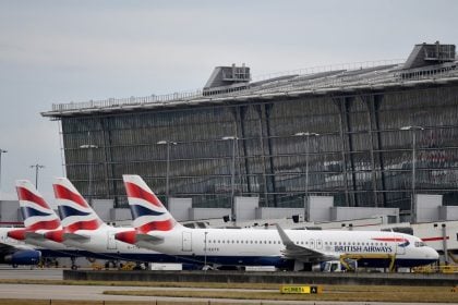 Ciberataque provoca atrasos e cancelamentos em aeroportos europeus