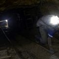 Desabamento em mina de ouro na Colômbia deixa 25 mineiros presos