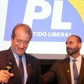 Presidente do PL sobe o tom em nova troca de farpas com Eduardo Bolsonaro: Não tem votos
