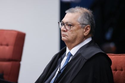 Dino cassa decisão do Rio e reativa processo contra homem que portava 0,7g de cocaína