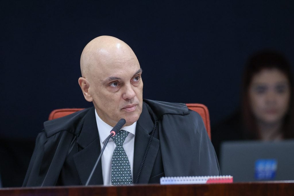 Embaixada dos EUA defende sanções contra Moraes durante julgamento de Bolsonaro