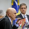 Trama golpista: Moraes inicia voto e aponta a existência de organização criminosa liderada por Bolsonaro