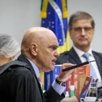 Trama golpista: Moraes inicia voto e aponta a existência de organização criminosa liderada por Bolsonaro