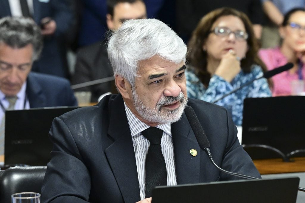Senador brasileiro assume a presidência do Parlamento do Mercosul