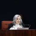 Cármen rejeita habeas corpus para libertar Bolsonaro