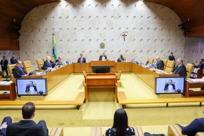 CCJ da Câmara aprova projeto que limita decisões monocráticas do STF