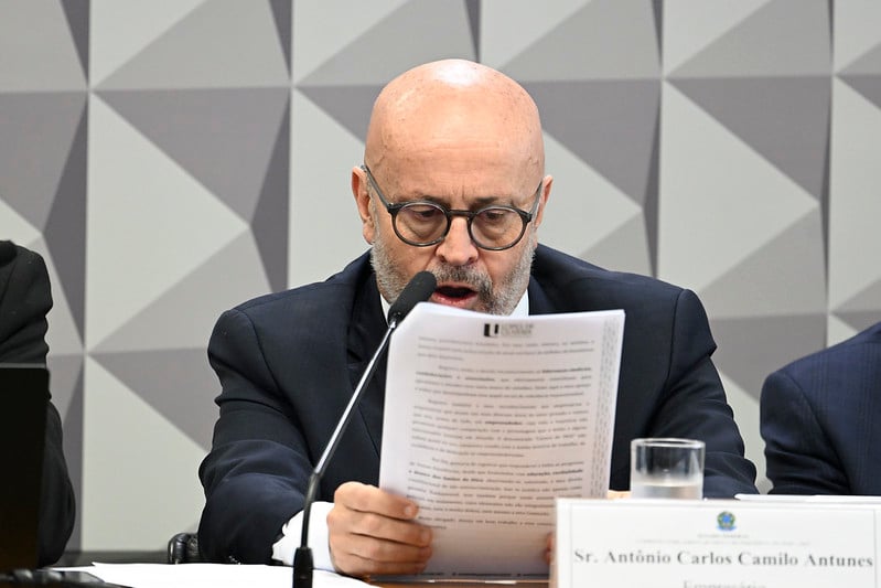 Depoimento do ‘Careca do INSS’ na CPMI tem tumulto e relator fica sem respostas