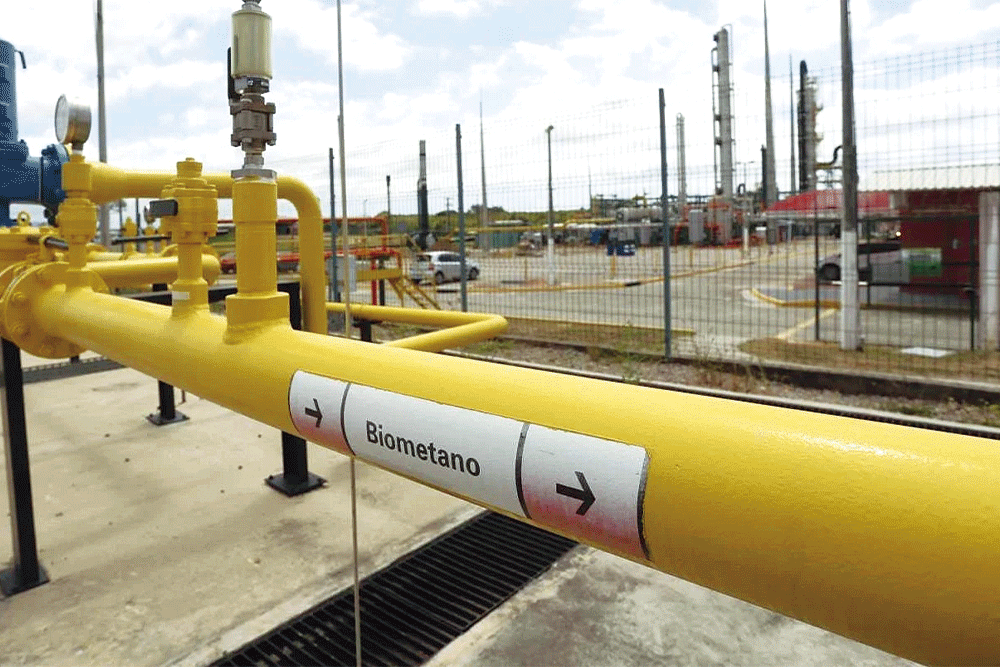 Norte a Sul. Centro de Tratamento de Resíduos de Seropédica (RJ); planta de gás renovável de Igarassu (PE) e usina de biometano de Porto Alegre (RS) – Imagem: Ciclus Ambiental/Divulgação, Ricardo Zinner / Divulgação Gás Verde e GNR Fortaleza Ecometano / Divulgação 