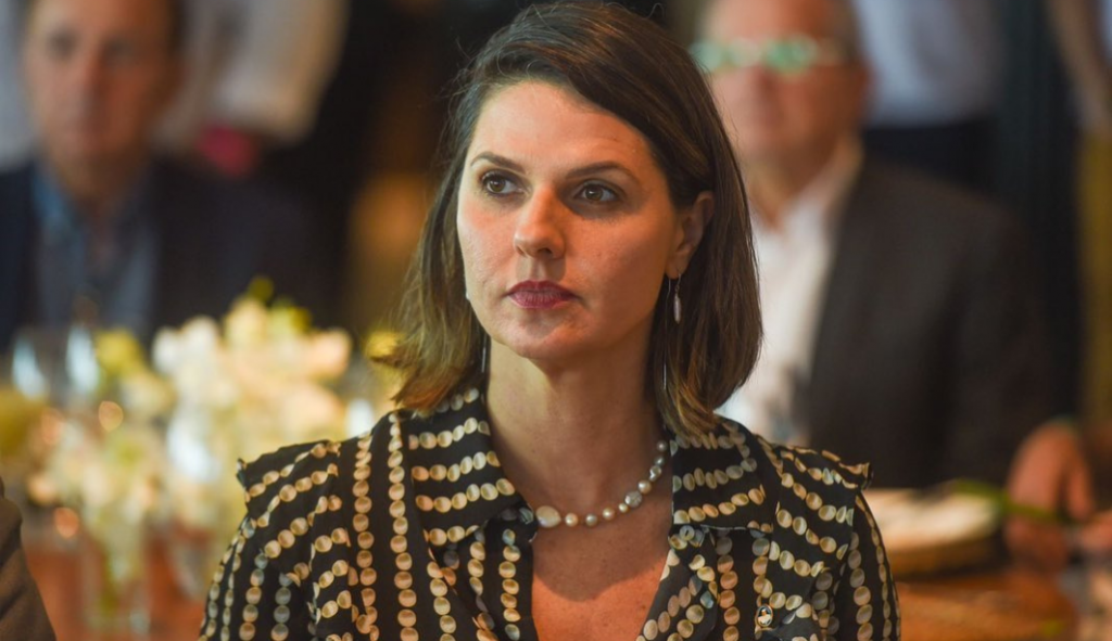 Juiz barra contrato de R$ 183 mil para custear doutorado de secretaria da Fazenda em Salvador
