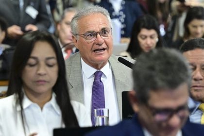 Senado aprova projeto que amplia isenção do Imposto de Renda e pressiona Câmara