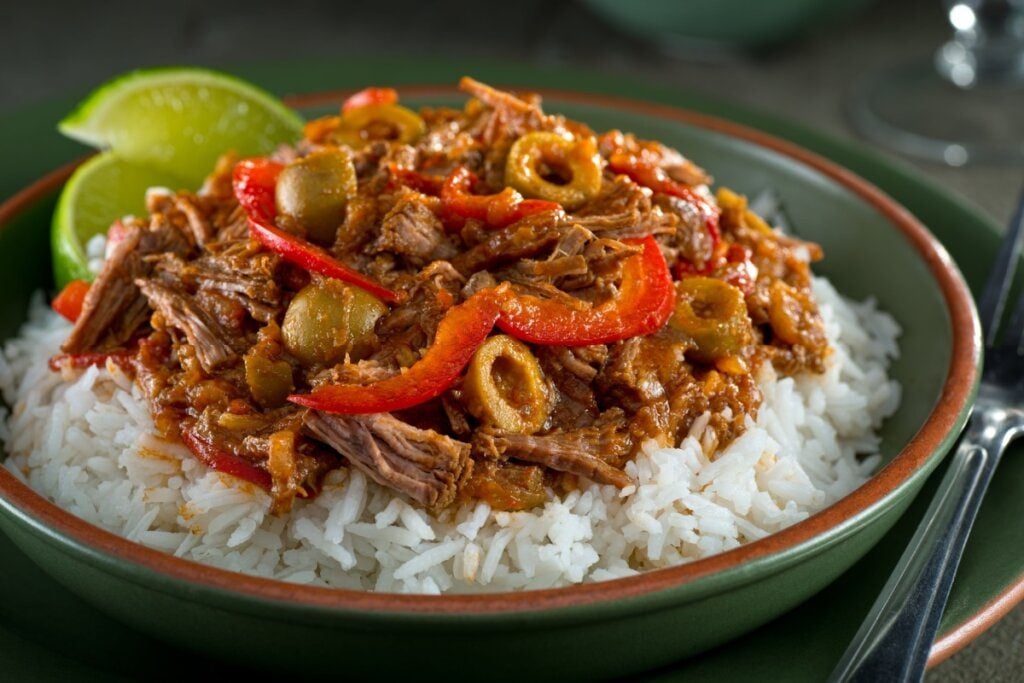5 receitas suculentas com fraldinha para o almoço