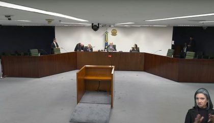 2ª Turma do STF faz sessão com só um ministro na sala