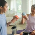 6 suplementos indispensáveis para mulheres acima dos 40 anos
